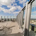 Апартаменты Ans Hanza Tower 21st Floor With View, Swimming Pool, Sauna, Jacuzzi, Viewing Terrace *
