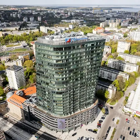 Апартаменты Ans Hanza Tower 21st Floor With View, Swimming Pool, Sauna, Jacuzzi, Viewing Terrace