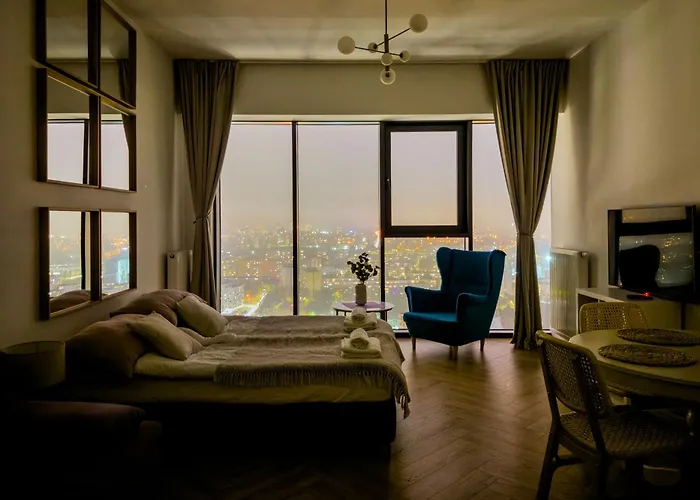 Ans Hanza Tower 21st Floor With View, Swimming Pool, Sauna, Jacuzzi, Viewing Terrace