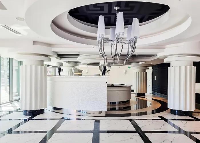 Апартаменты Ans Hanza Tower 21st Floor With View, Swimming Pool, Sauna, Jacuzzi, Viewing Terrace