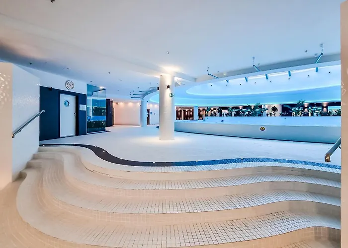 Ans Hanza Tower 21st Floor With View, Swimming Pool, Sauna, Jacuzzi, Viewing Terrace Апартаменты Щецин